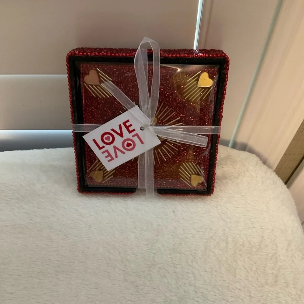 Red and Gold Holiday Decor Set